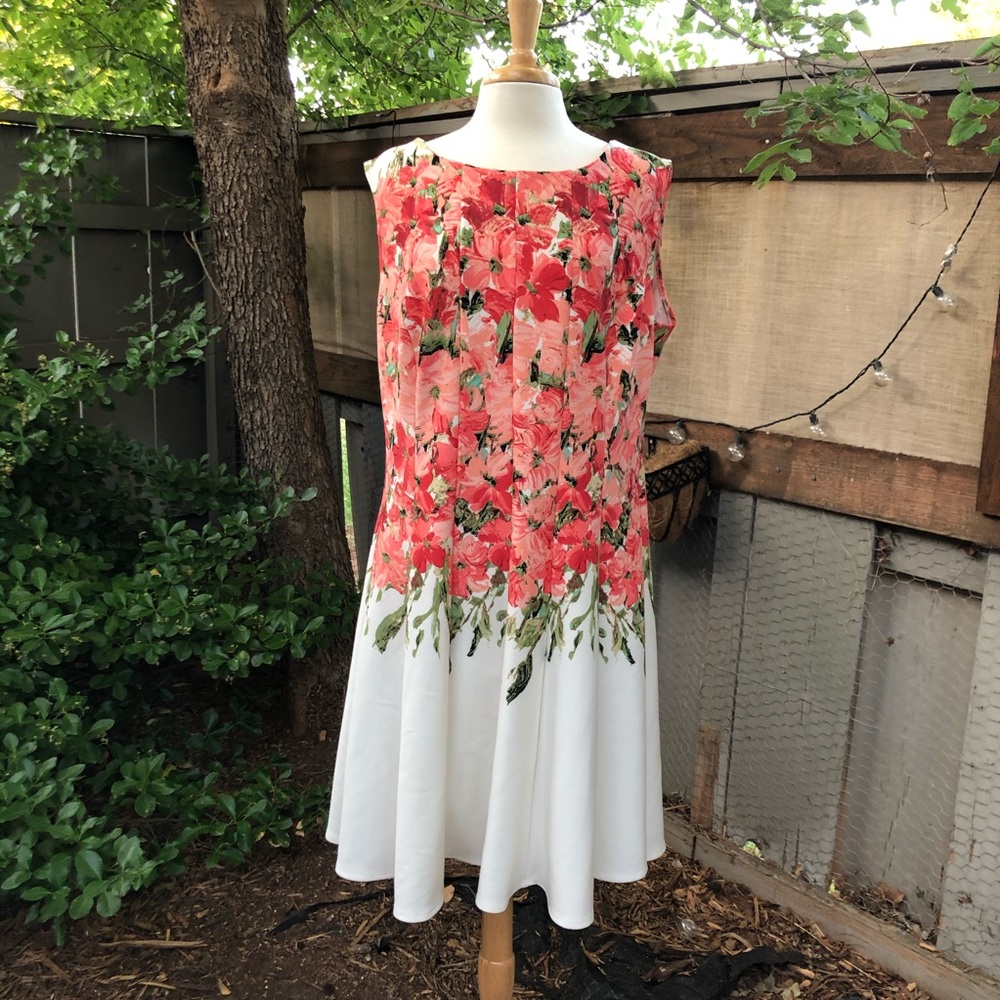 Gabby Skye fit and flare dress 16W